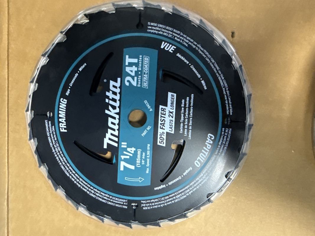 7-1/4” x 24T CARBIDE TIPPED SAW BLADE