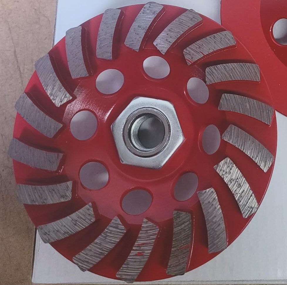 7"x 24SEG x 5/8"-11 SWIRLEY CUP WHEEL