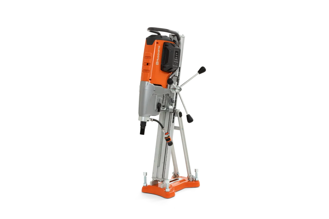 DM 1 PACE BATTERY PWRD CORE MACHINE- HUSQVARNA