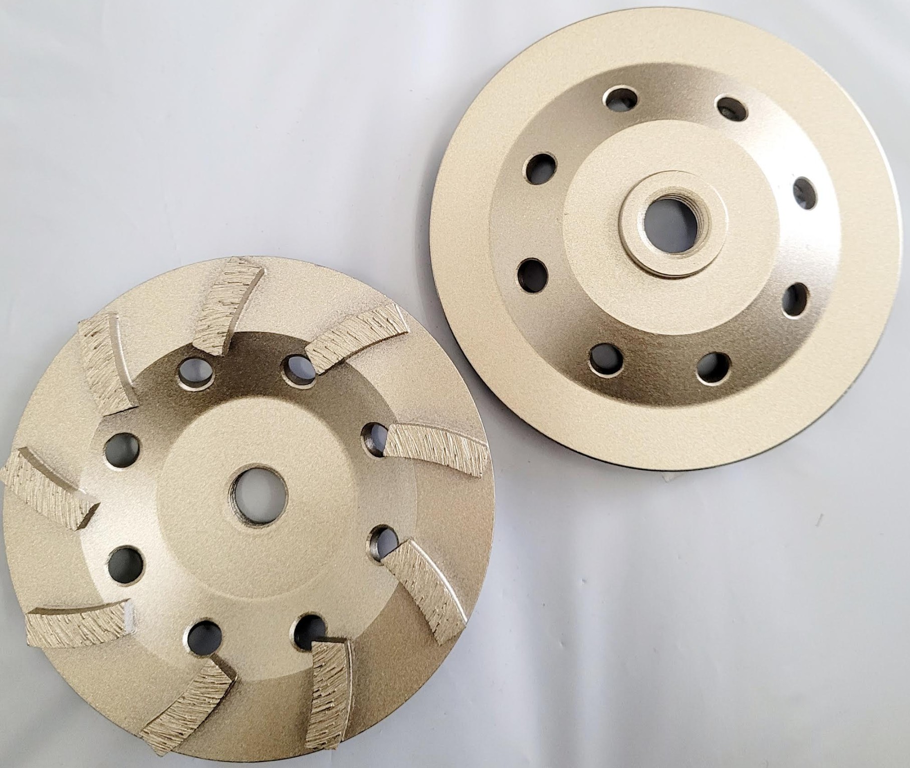 4-1/2" X 9 SEG - SPRIAL TURBO CUP WHEEL
